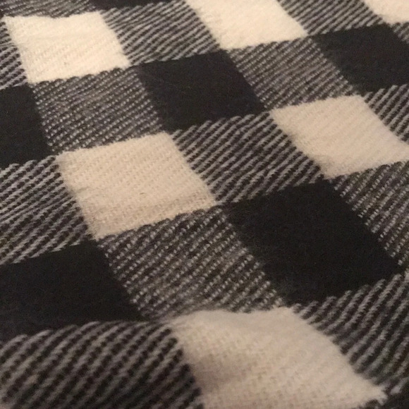 Fuzzy Black and White Scarf - Picture 3 of 3